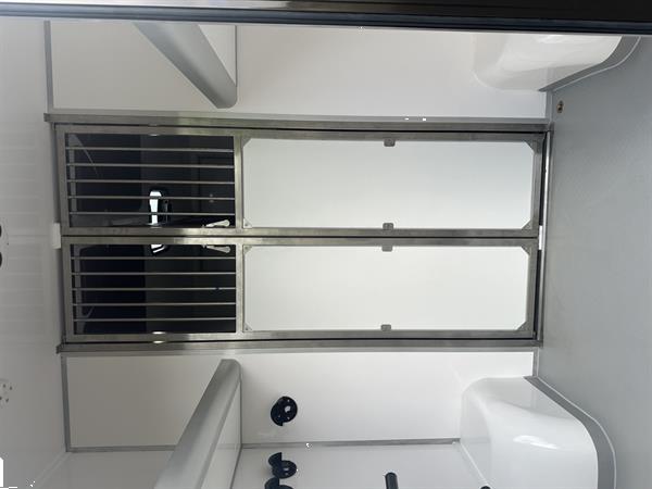 Grote foto horsetruck paardenvrachtwagen verhuur doe het zelf en verbouw vrachtwagens