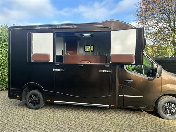 Grote foto horsetruck paardenvrachtwagen verhuur doe het zelf en verbouw vrachtwagens