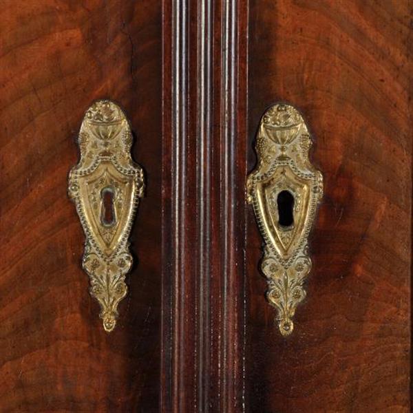 Grote foto antieke kast strak hollands kabinet met fronton overgangsperiode ca. 1800 no.412033 antiek en kunst stoelen en banken