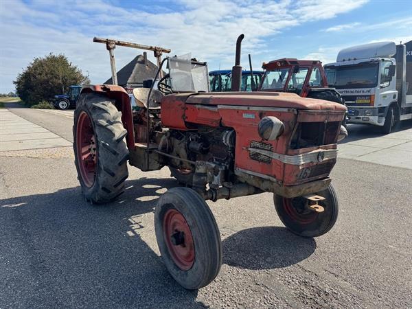 Grote foto zetor 4511 agrarisch tractoren