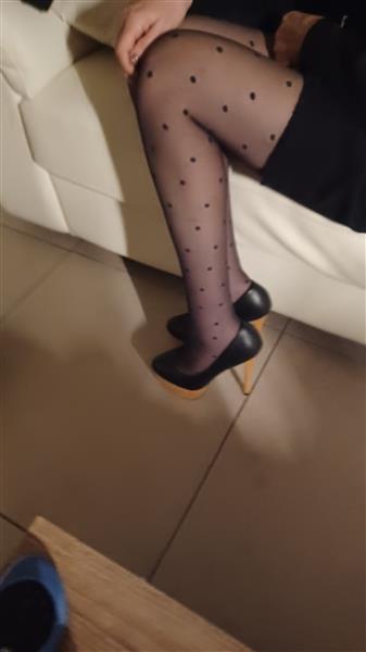 Grote foto deftige vrouw. sexy lingerie. erotiek vrouw zoekt vrouwelijke sekspartner