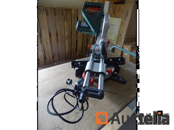 Grote foto afkortzaag metabo kgs 216m doe het zelf en verbouw ijzerwaren en bevestigingsmiddelen