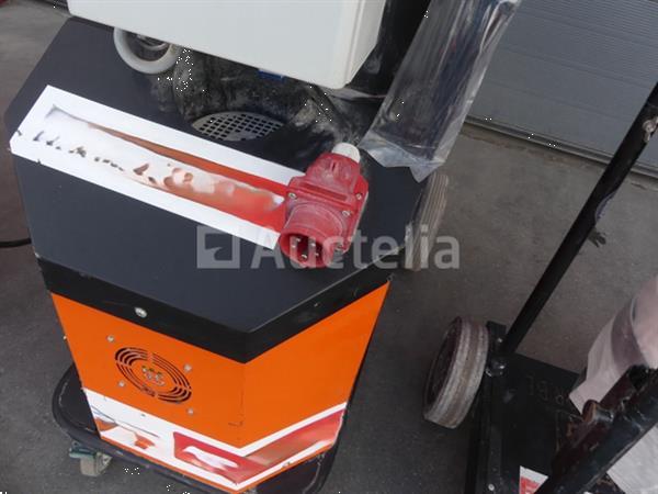 Grote foto ref 2805 husqvarna pg820rc met afstandsbediening bedienbare betonschuurmachine doe het zelf en verbouw ijzerwaren en bevestigingsmiddelen