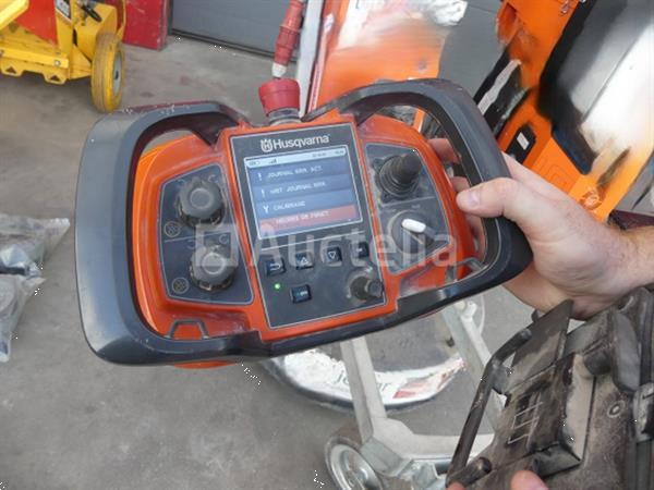 Grote foto ref 2805 husqvarna pg820rc met afstandsbediening bedienbare betonschuurmachine doe het zelf en verbouw ijzerwaren en bevestigingsmiddelen