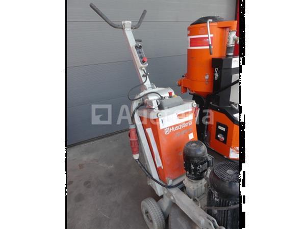 Grote foto ref 2805 husqvarna pg820rc met afstandsbediening bedienbare betonschuurmachine doe het zelf en verbouw ijzerwaren en bevestigingsmiddelen