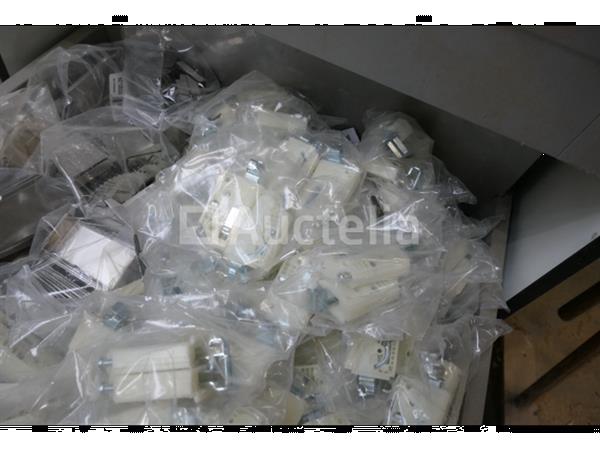 Grote foto diverse hardware doe het zelf en verbouw onderdelen en accessoires