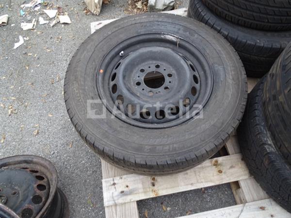 Grote foto 4 banden 3 velgen velgband agrarisch wielen