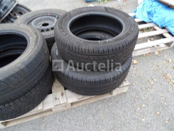 Grote foto 4 banden 3 velgen velgband agrarisch wielen