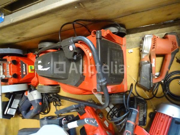 Grote foto pallet met machines doe het zelf en verbouw gereedschappen en machines