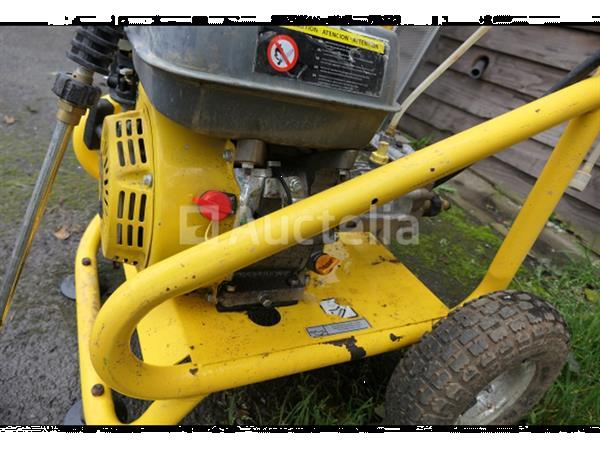 Grote foto powerplus pow xg9007 benzinemotor hogedrukreiniger doe het zelf en verbouw onderdelen en accessoires