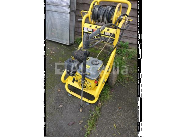 Grote foto powerplus pow xg9007 benzinemotor hogedrukreiniger doe het zelf en verbouw onderdelen en accessoires