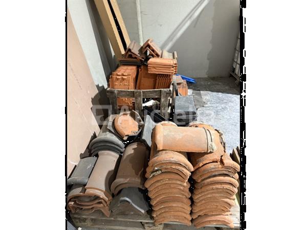 Grote foto dakpannen nokken ea doe het zelf en verbouw onderdelen en accessoires