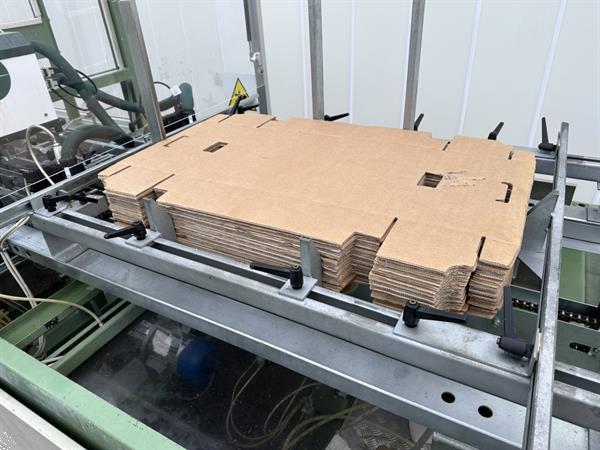 Grote foto sacmi inpak imola tf 12 ts 42 dozenopzetmachine agrarisch tuinbouw