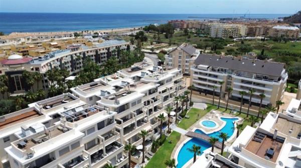 Grote foto uw eigen penthouse in denia bij zee met parking en huizen en kamers bestaand europa