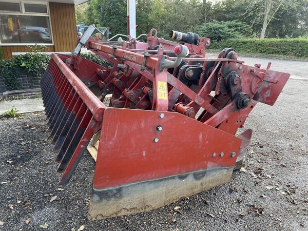 Grote foto gramegne v40 3 meter breed spitmachine uit 2015 agrarisch akkerbouw