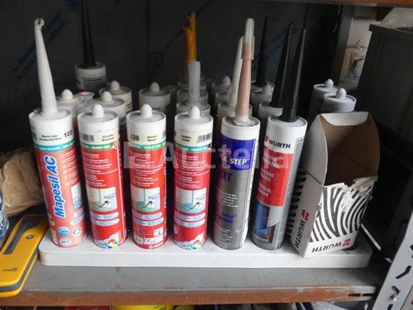 Grote foto 2 planken en de inhoud ervan doe het zelf en verbouw hefwerktuigen