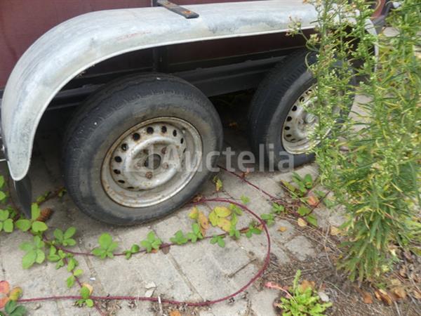 Grote foto vee aanhanger w.m. y2 10 2000 agrarisch aanhangwagens