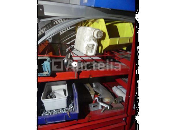 Grote foto 4 planken met hardware doe het zelf en verbouw hefwerktuigen