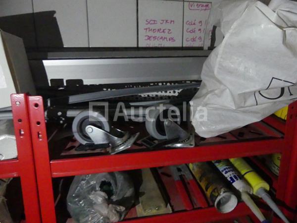 Grote foto 4 planken met hardware doe het zelf en verbouw hefwerktuigen