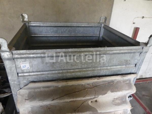Grote foto 5 stapelbare metalen bakken met inhoud doe het zelf en verbouw onderdelen en accessoires