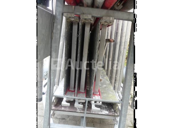 Grote foto aanhanger met altrex steiger doe het zelf en verbouw onderdelen en accessoires