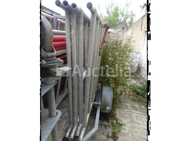 Grote foto aanhanger met altrex steiger doe het zelf en verbouw onderdelen en accessoires