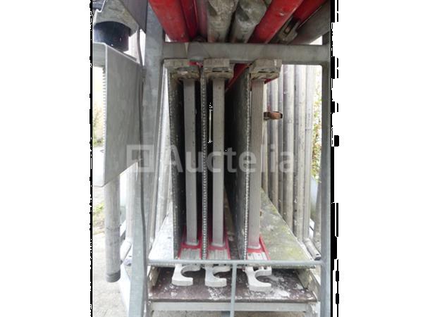 Grote foto aanhanger met altrex steiger doe het zelf en verbouw onderdelen en accessoires