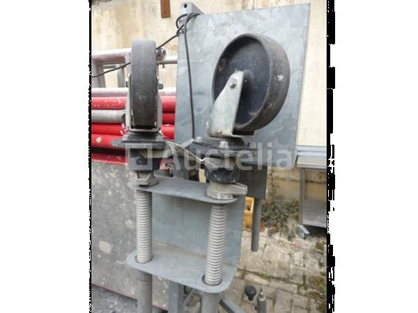 Grote foto aanhanger met altrex steiger doe het zelf en verbouw onderdelen en accessoires