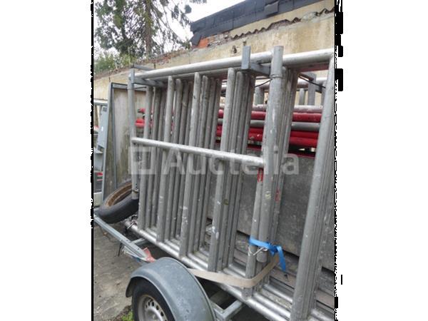 Grote foto aanhanger met altrex steiger doe het zelf en verbouw onderdelen en accessoires