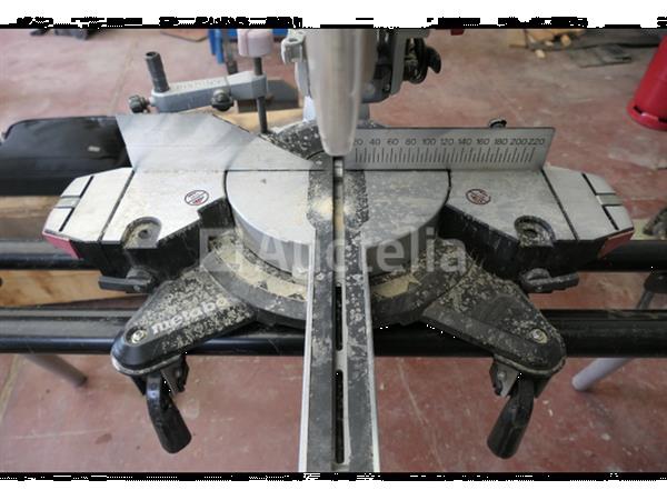 Grote foto verstekzaag en klapvoet metabo kgs 254m doe het zelf en verbouw ijzerwaren en bevestigingsmiddelen