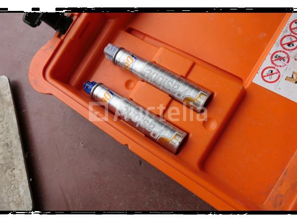 Grote foto gas spijkermachine balance nails paslode im90i doe het zelf en verbouw ijzerwaren en bevestigingsmiddelen