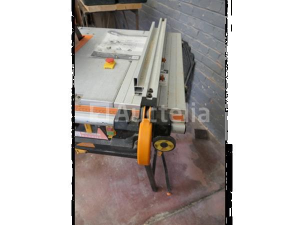 Grote foto evolution tafelmodel cirkelzaag k132e0012 doe het zelf en verbouw ijzerwaren en bevestigingsmiddelen