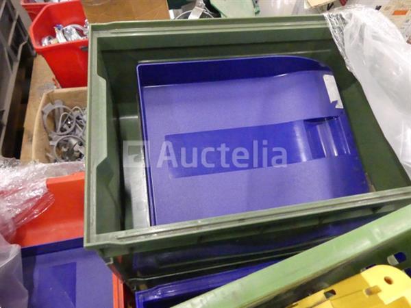 Grote foto 30 kunststof opbergbakken en lockers doe het zelf en verbouw hefwerktuigen