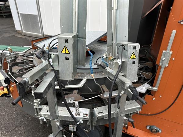 Grote foto javo plus medium potmachine met twee pneumatische potinzetters agrarisch tuinbouw