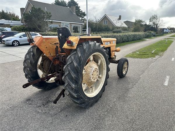 Grote foto fiat 640 agrarisch tractoren
