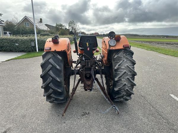 Grote foto fiat 640 agrarisch tractoren