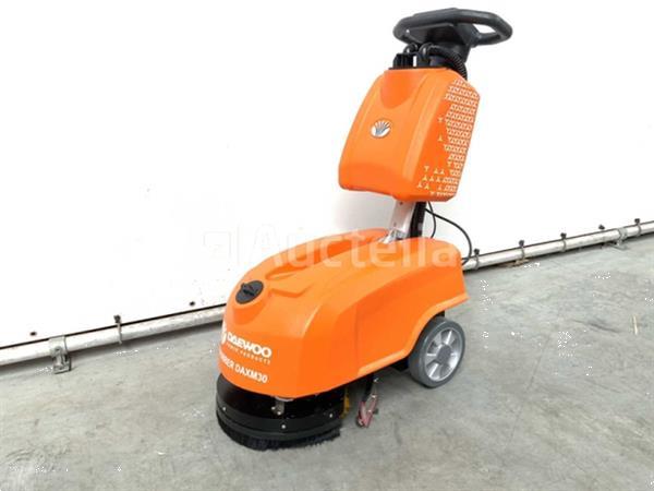 Grote foto daewoo daxm30 schrobmachine doe het zelf en verbouw hefwerktuigen