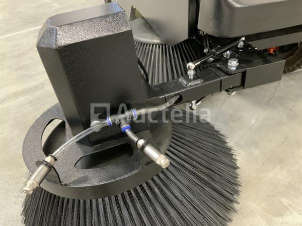 Grote foto daewoo das100 veegmachine doe het zelf en verbouw hefwerktuigen