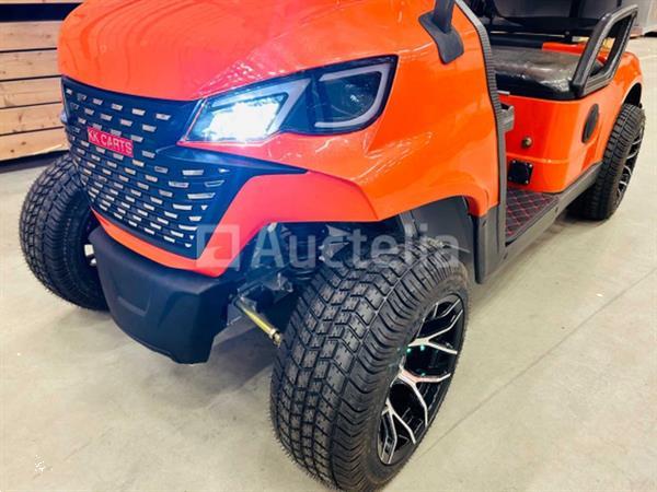 Grote foto rte golfkar met opslagbox oranje doe het zelf en verbouw hefwerktuigen