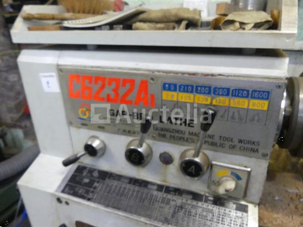 Grote foto metalen draaibank gap bed draaibank c6232a doe het zelf en verbouw ijzerwaren en bevestigingsmiddelen