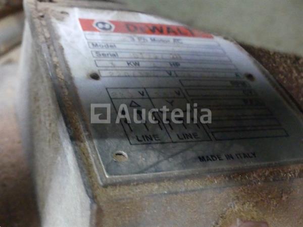 Grote foto dewalt 1600 radiaalzaag doe het zelf en verbouw ijzerwaren en bevestigingsmiddelen