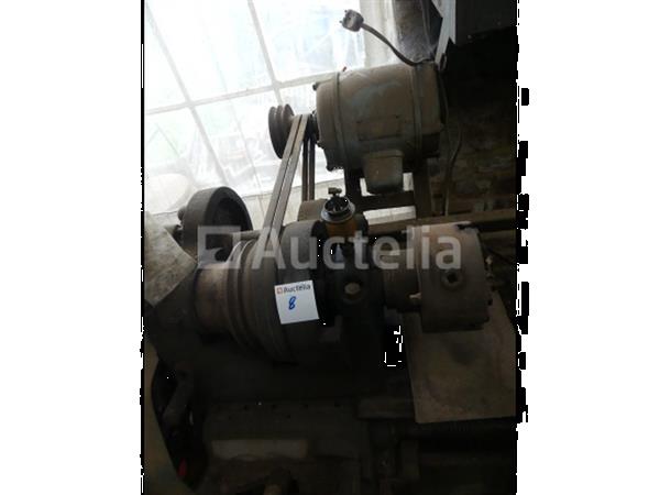 Grote foto metalen draaibank doe het zelf en verbouw ijzerwaren en bevestigingsmiddelen