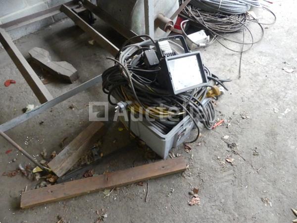 Grote foto diverse gereedschappen en hardware doe het zelf en verbouw onderdelen en accessoires
