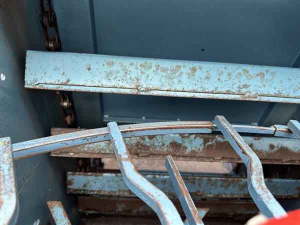 Grote foto demtec 900 potmachine met afvoerband agrarisch tuinbouw
