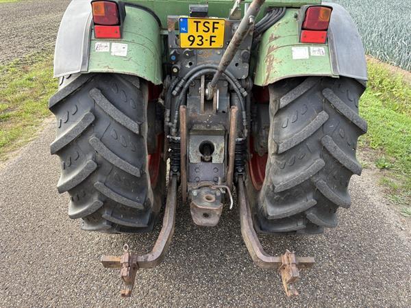 Grote foto fendt smalspoor superkuip fronthef agrarisch tractoren