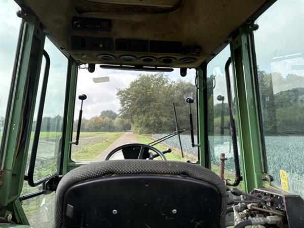 Grote foto fendt smalspoor superkuip fronthef agrarisch tractoren