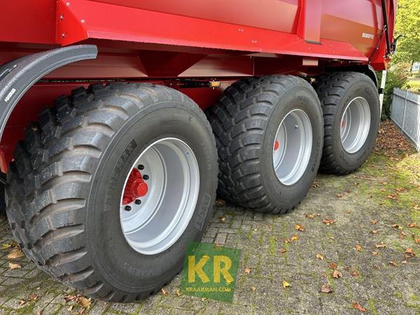 Grote foto krampe big body 900 691602 agrarisch akkerbouw