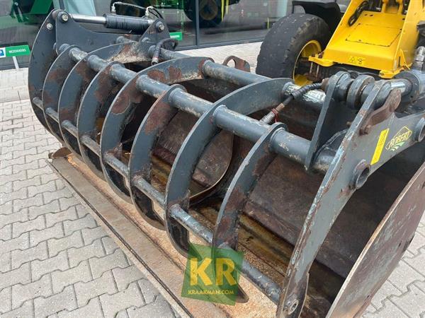 Grote foto yanmar v100 shovel 141050 agrarisch akkerbouw