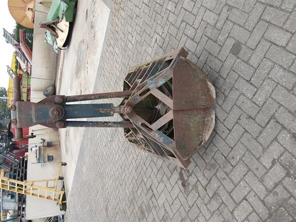 Grote foto knijpbak doe het zelf en verbouw aanbouwdelen