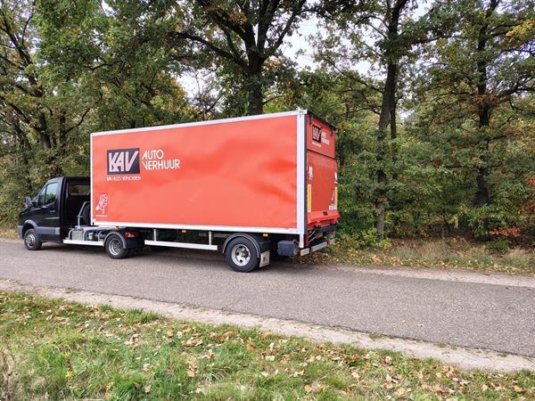 Grote foto gesloten be oplegger met laadklep en stuuras doe het zelf en verbouw opleggers